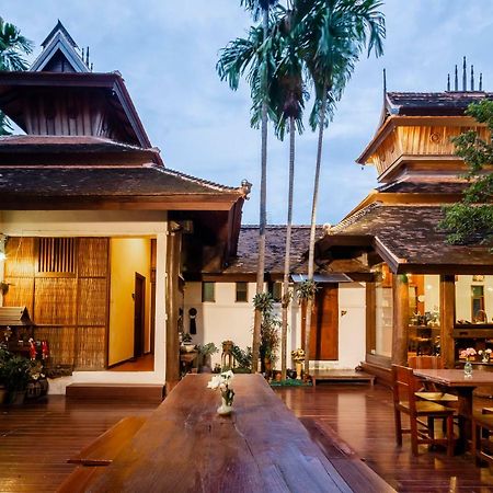 Amata Lanna Jangmuang Hotell Chiang Mai Exteriör bild