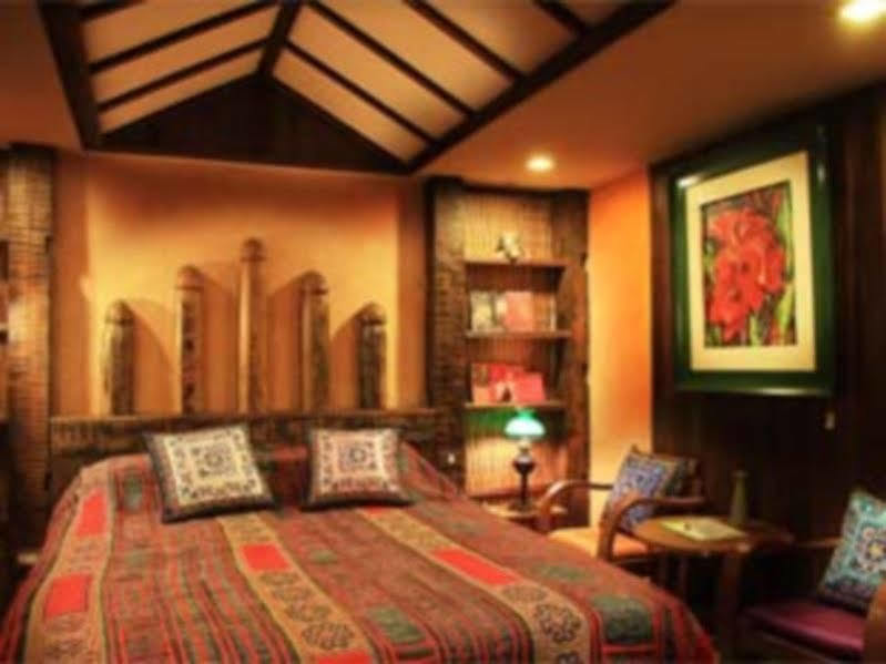 Amata Lanna Jangmuang Hotell Chiang Mai Exteriör bild