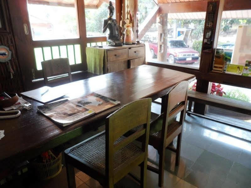Amata Lanna Jangmuang Hotell Chiang Mai Exteriör bild